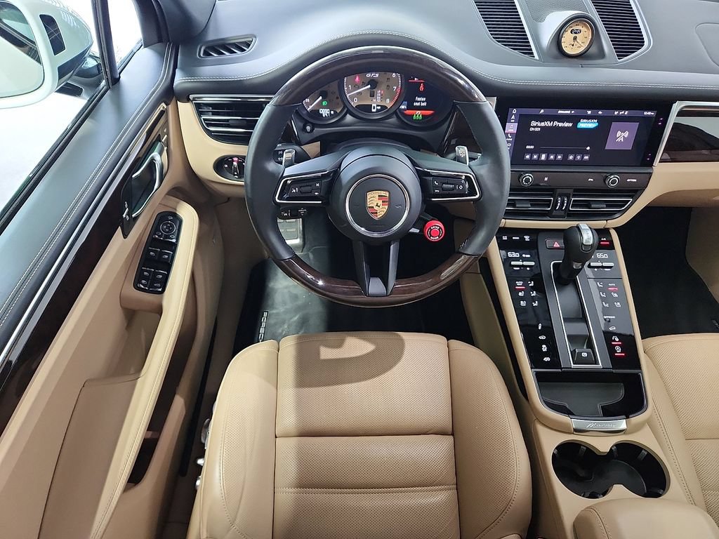 Certified 2025 Porsche Macan GTS AWD/4WD image 12