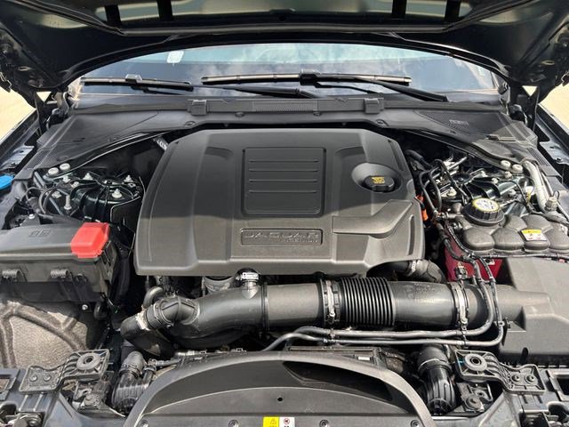 New 2024 Jaguar XF R-Dynamic SE AWD/4WD image 23