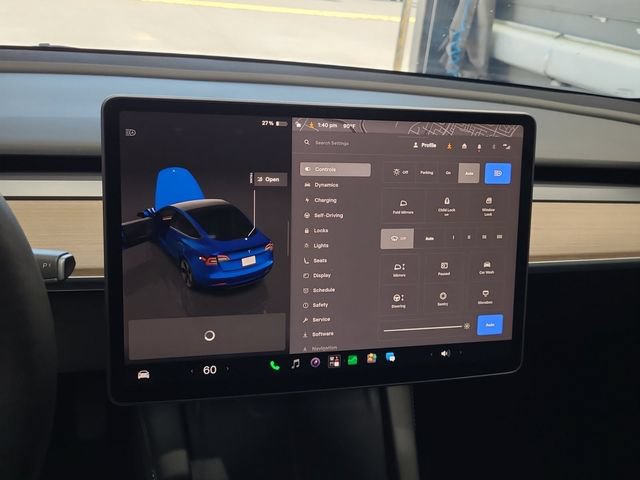 Used 2023 Tesla Model 3 Standard Range RWD image 11