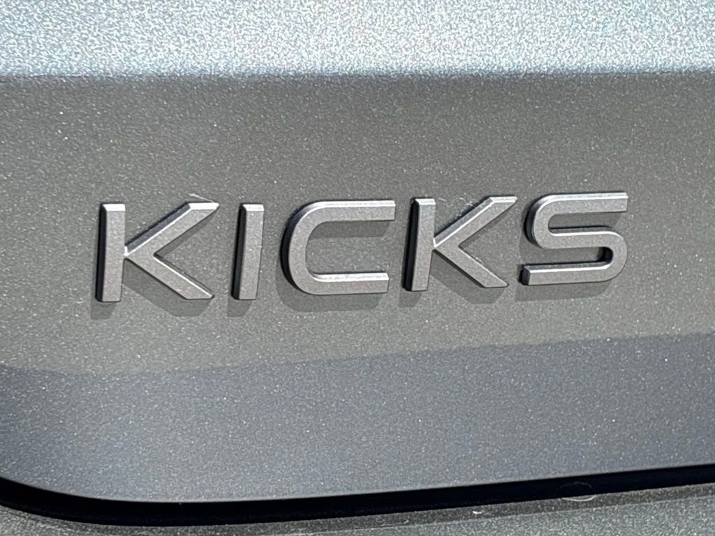 New 2026 Nissan Kicks SV FWD image 5