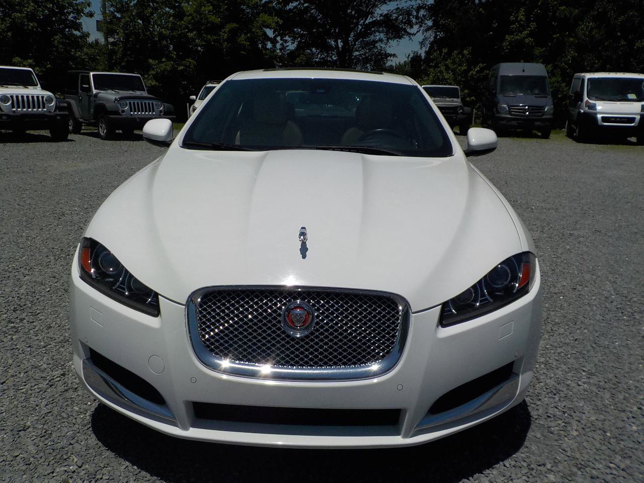 Used 2014 Jaguar XF 3.0 AWD/4WD image 8