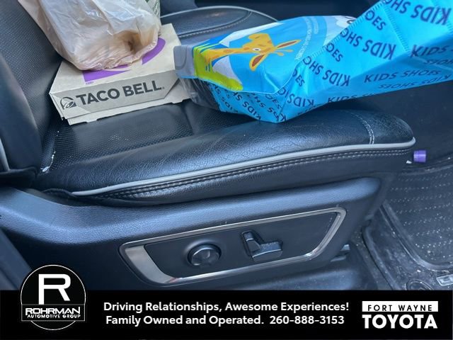 Used 2019 RAM 1500 Limited image 12