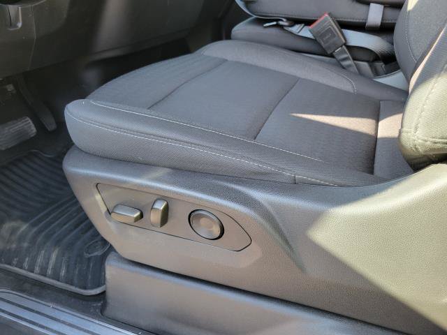 Used 2024 Chevrolet Silverado 1500 LT AWD/4WD image 9