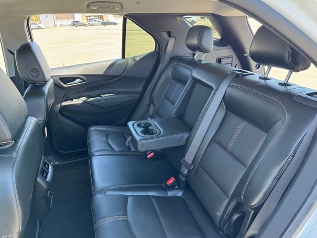 Used 2023 Chevrolet Equinox Premier image 17