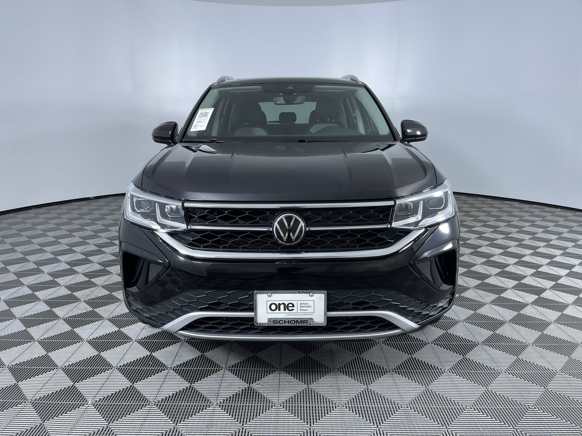 Used 2024 Volkswagen Taos SEL AWD/4WD image 30