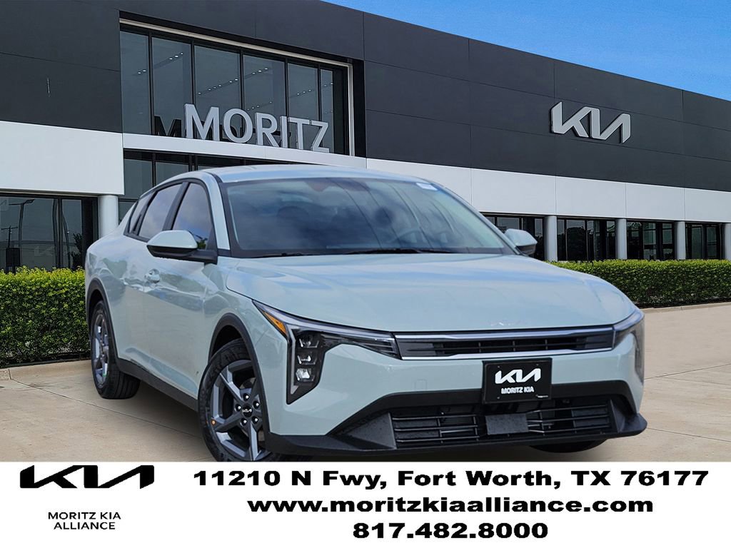 New 2026 Kia K4 FWD image 1
