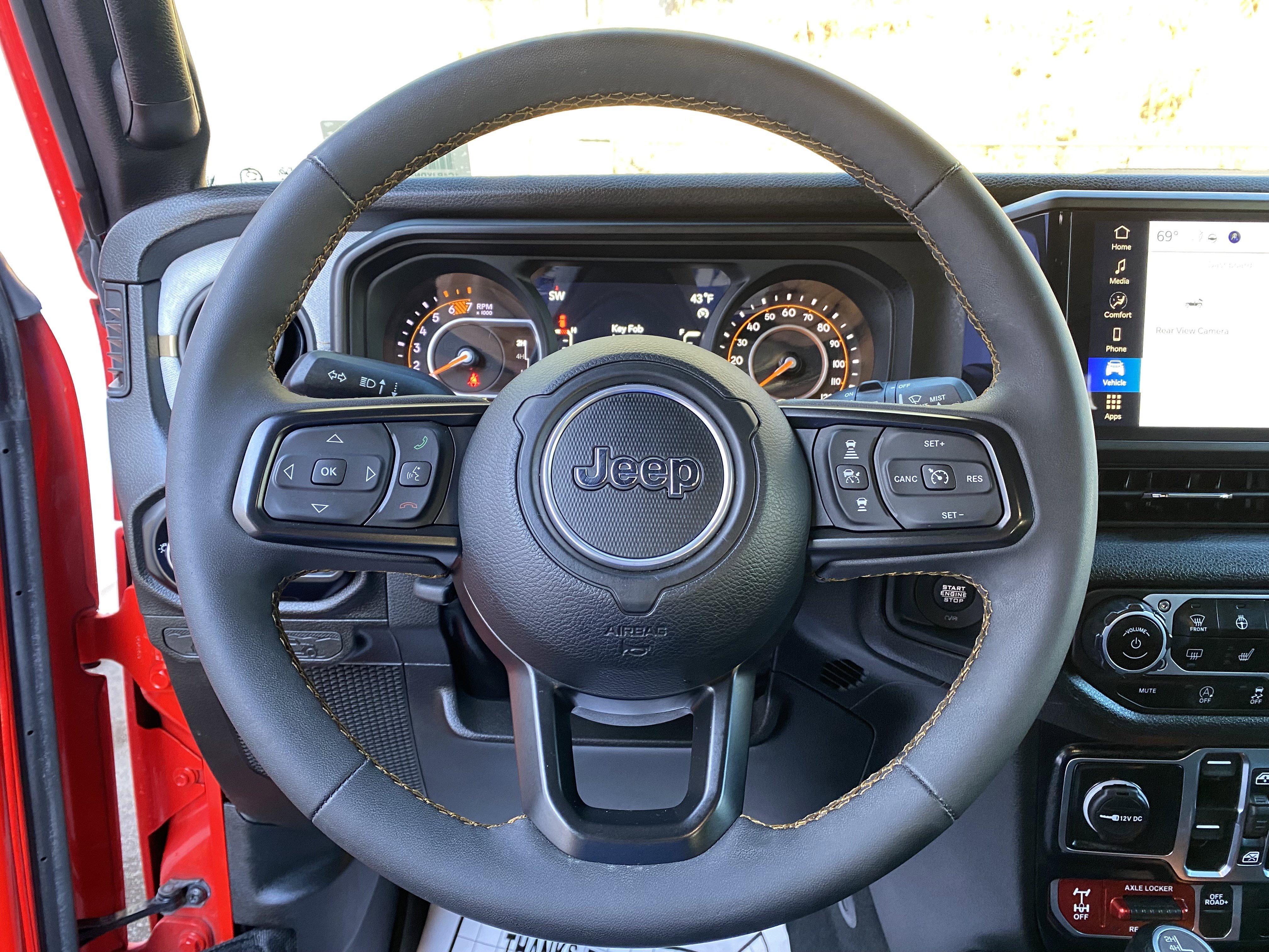 Used 2024 Jeep Wrangler Willys image 19