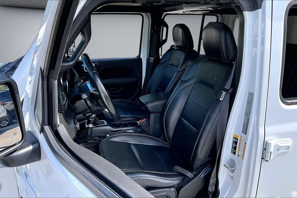 Used 2021 Jeep Wrangler Unlimited Sahara w/ Cold Weather Group AWD/4WD image 21