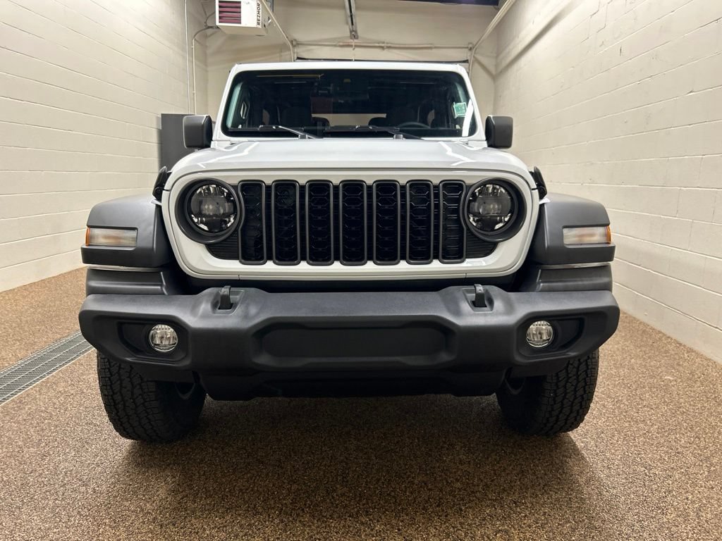 Used 2024 Jeep Wrangler Sport AWD/4WD image 6
