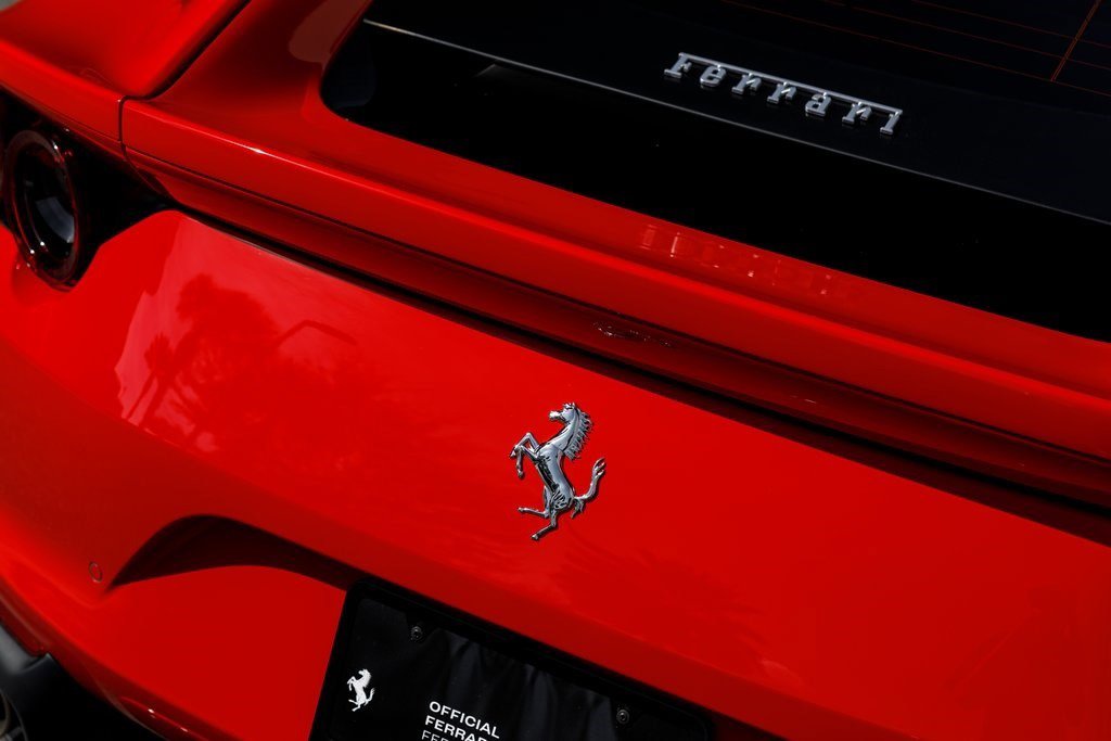Used 2019 Ferrari 812 Superfast image 11