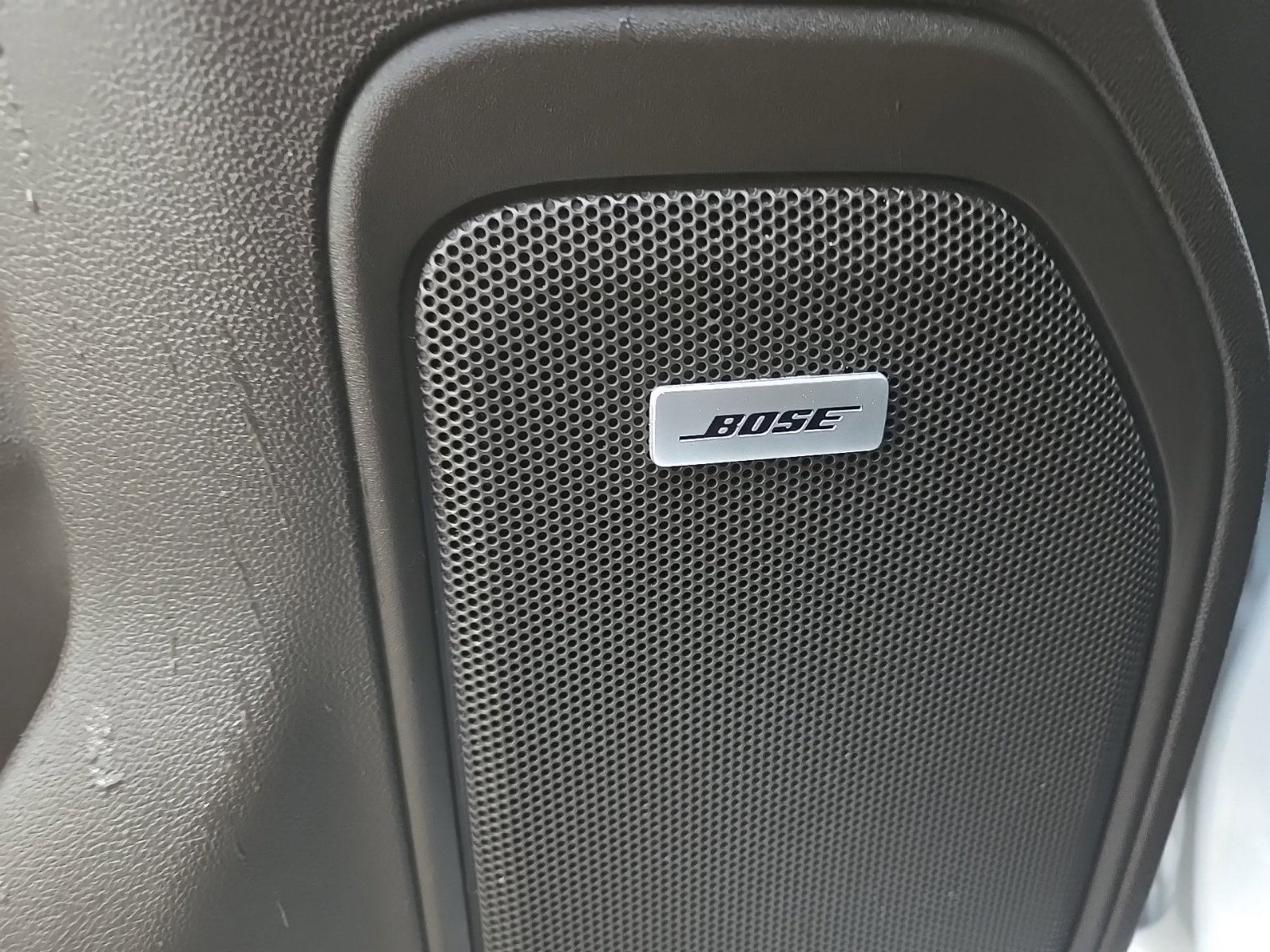 Used 2019 GMC Sierra 1500 SLT AWD/4WD image 22