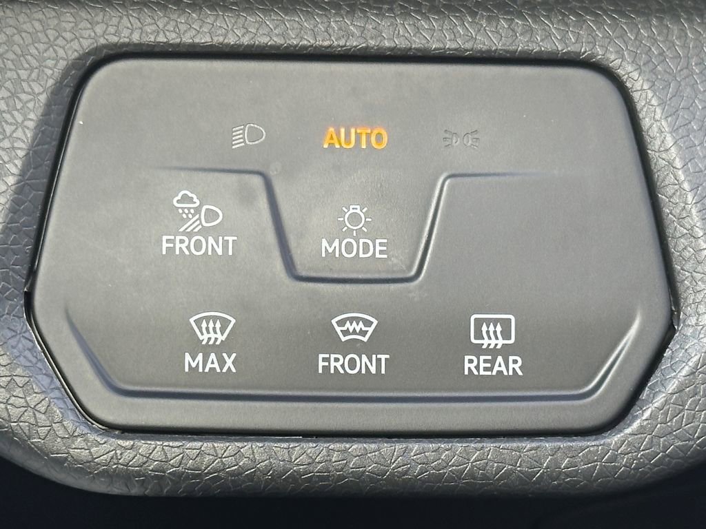 Used 2023 Volkswagen ID.4 Pro S image 23