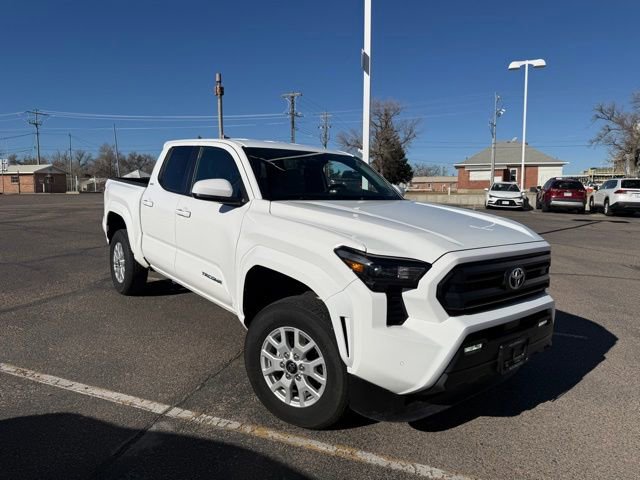 Used 2025 Toyota Tacoma SR5 image 3