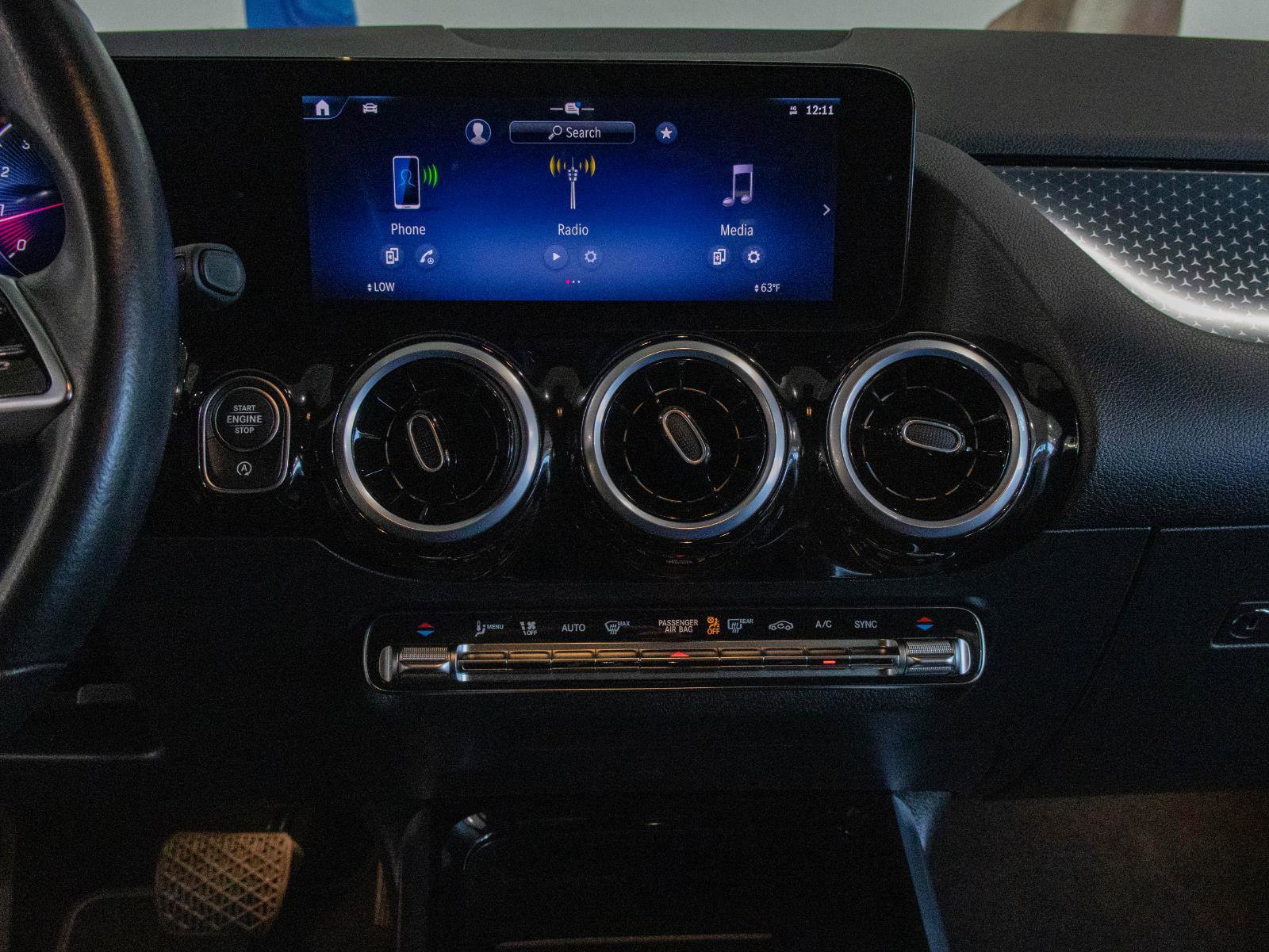 Used 2025 Mercedes-Benz GLA 250 image 4