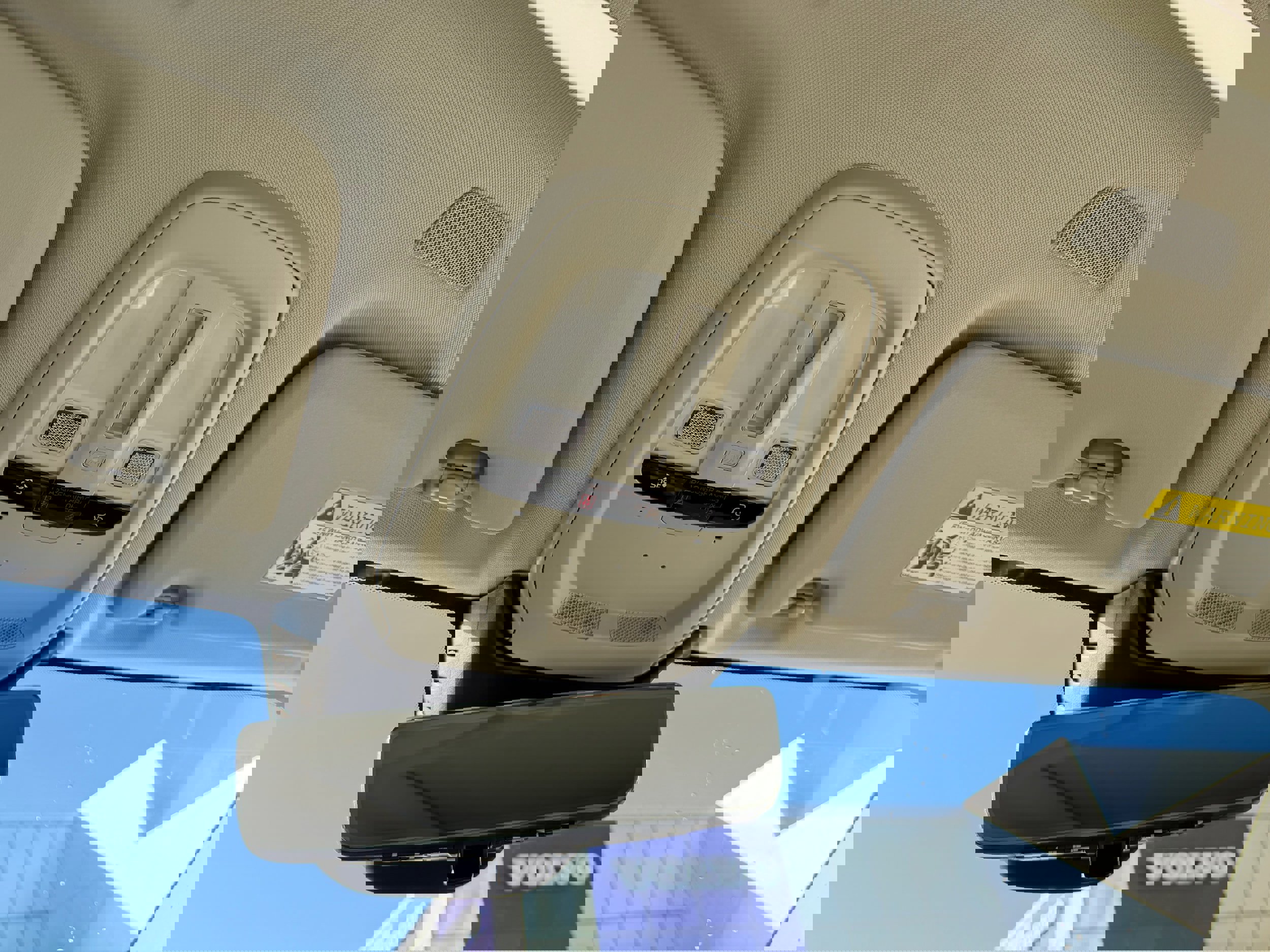 New 2026 Volvo XC60 B5 Ultra w/ Protection Package Premier AWD/4WD image 16