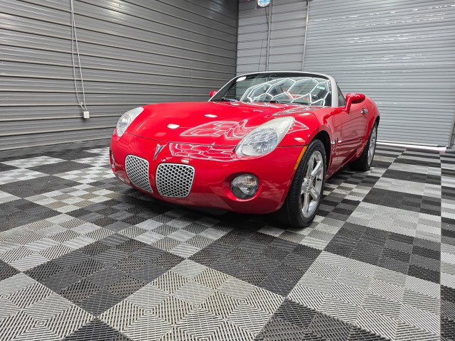 Used 2006 Pontiac Solstice Convertible w/ Premium Package RWD image 34