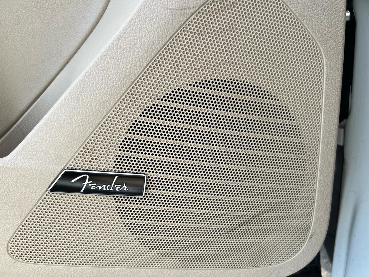 Used 2017 Volkswagen Tiguan SEL image 21