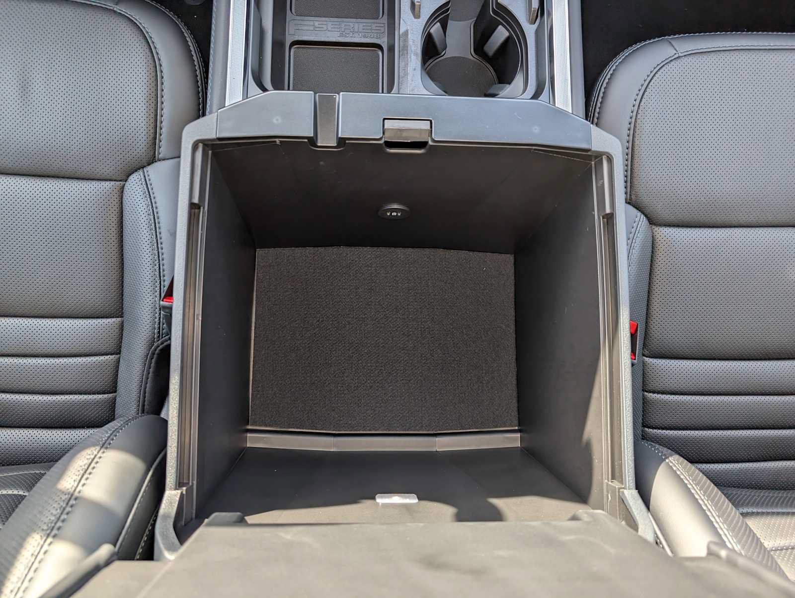 New 2026 Ford F250 Platinum AWD/4WD image 16