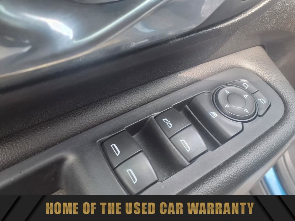 Used 2020 GMC Terrain SLE image 18