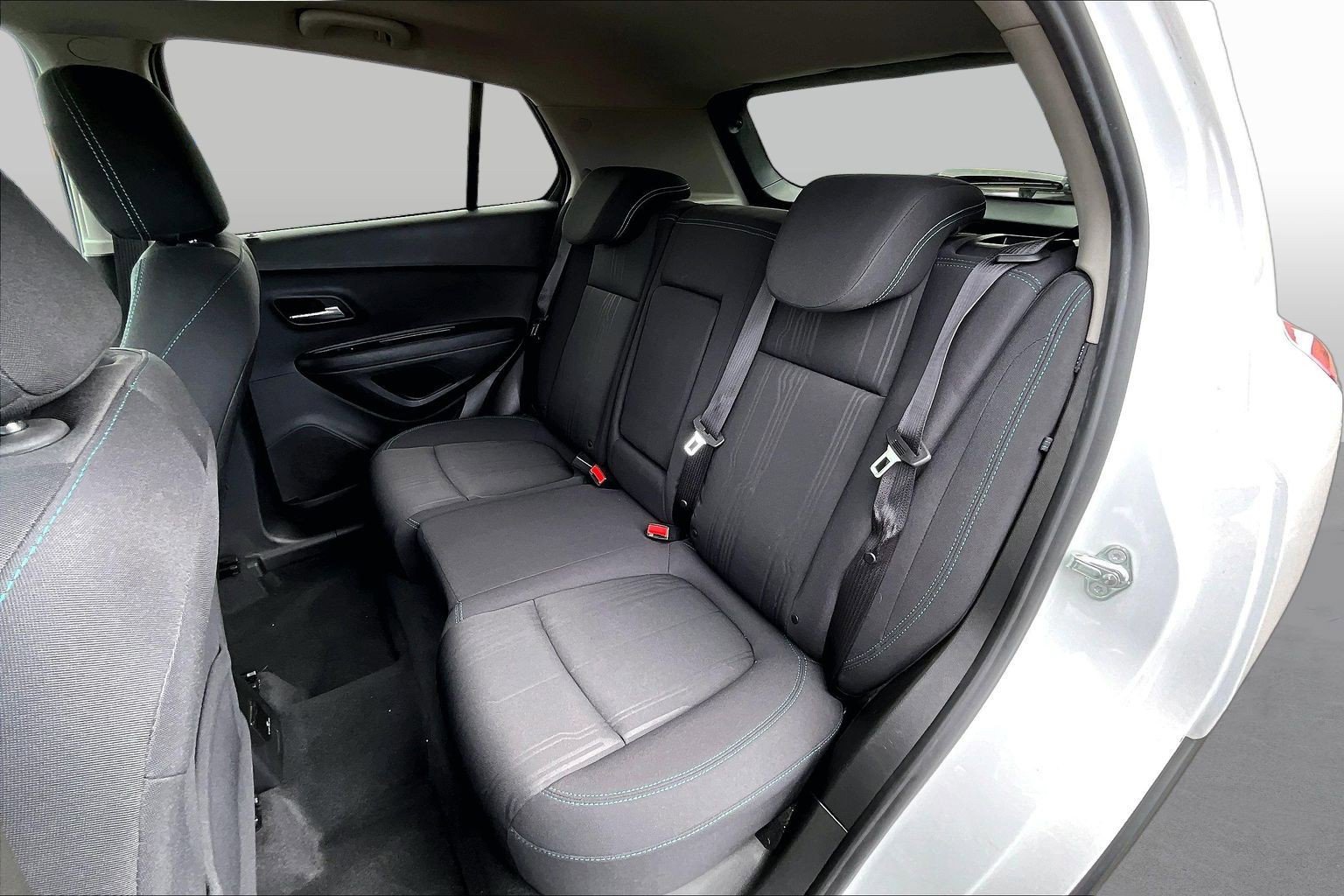 Used 2016 Chevrolet Trax LT AWD/4WD image 22