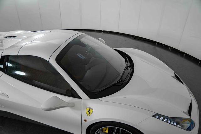 Used 2017 Ferrari 488 Spider RWD image 30