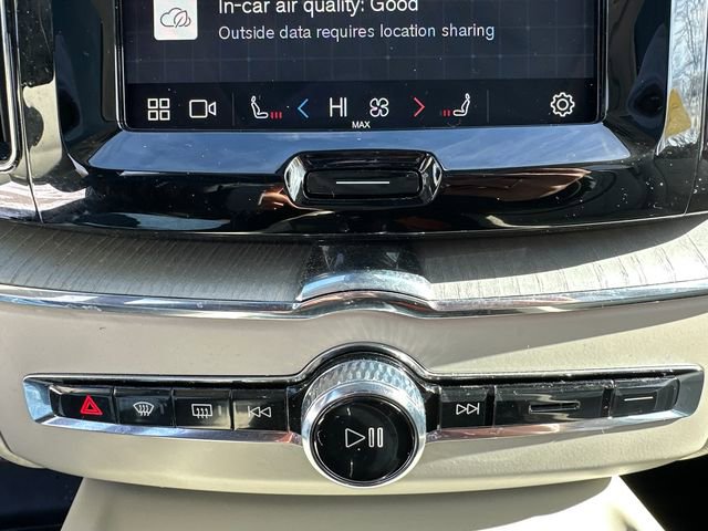 Used 2025 Volvo XC60 T8 Plus w/ Protection Package Premier image 34