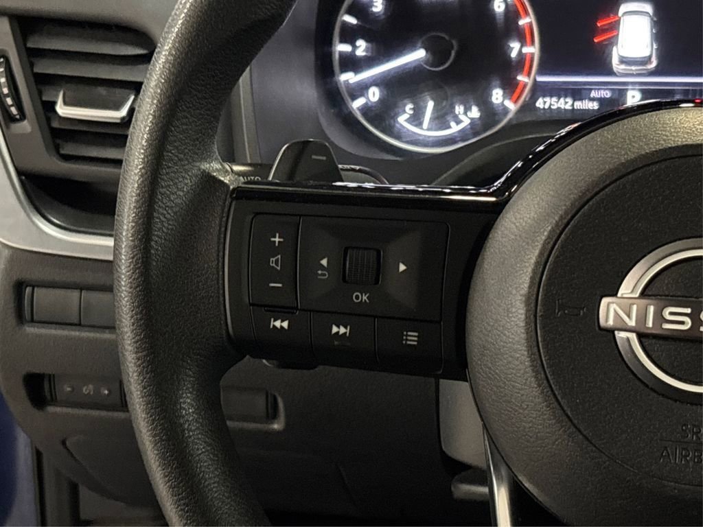 Certified 2023 Nissan Rogue SV image 34