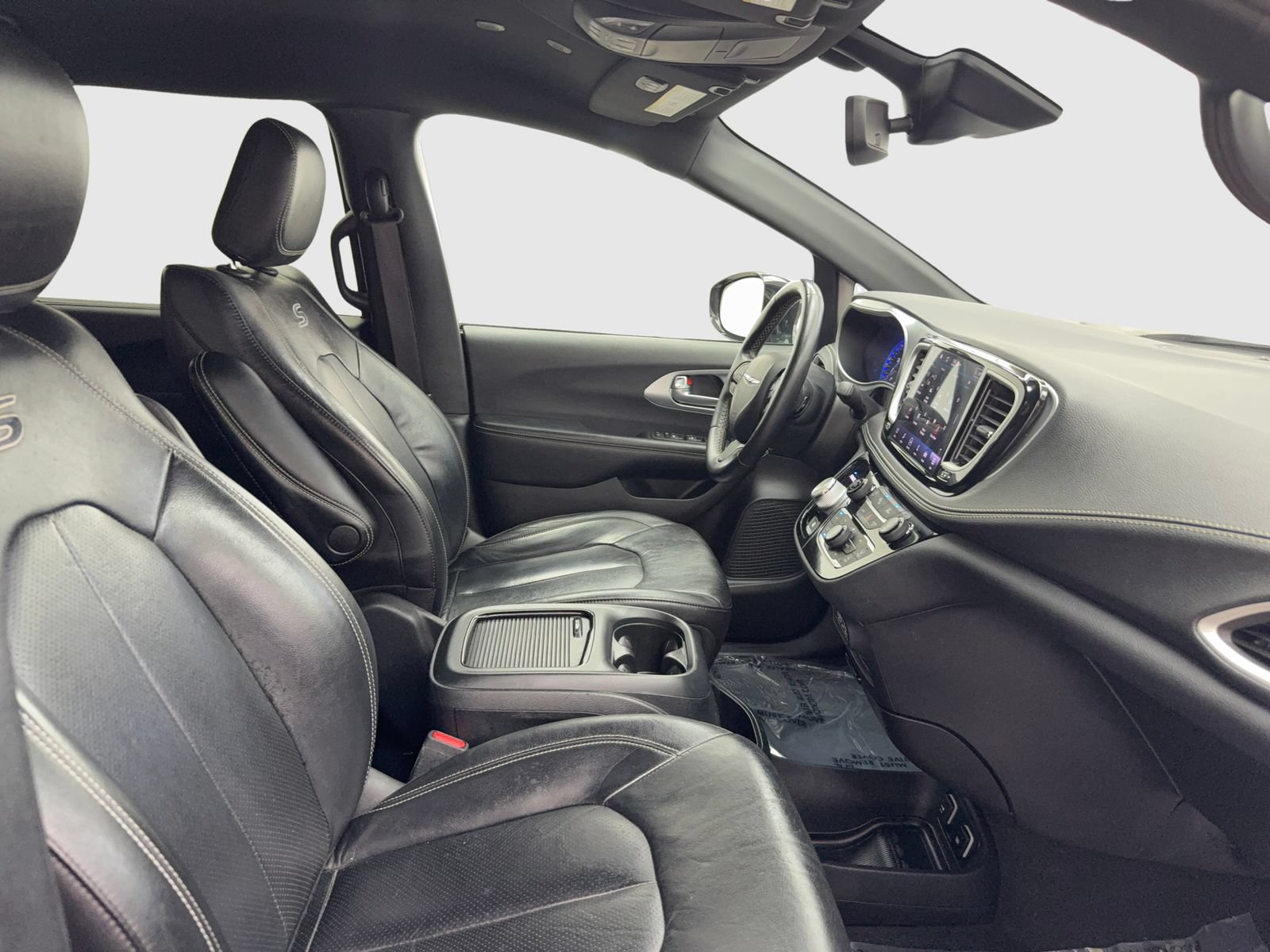 Used 2021 Chrysler Pacifica Touring-L w/ S Appearance Package FWD image 42