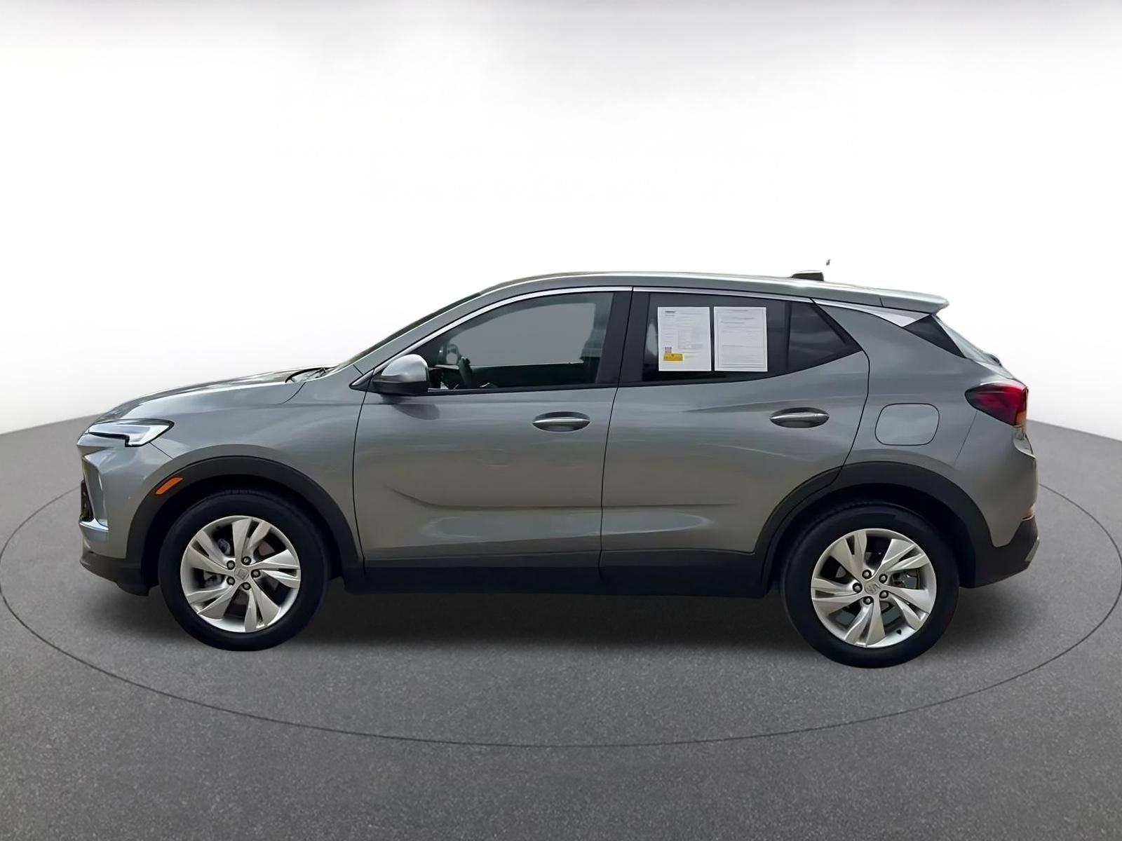 Used 2026 Buick Encore GX Preferred FWD image 9