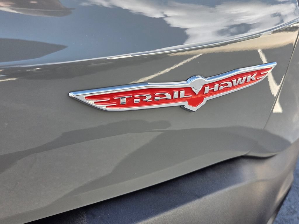 Used 2023 Jeep Renegade Trailhawk w/ Sun/Sound Group AWD/4WD image 10