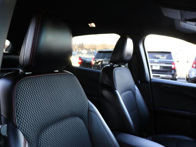 Used 2024 Ford Escape ST-Line w/ Tech Pack #1 image 9