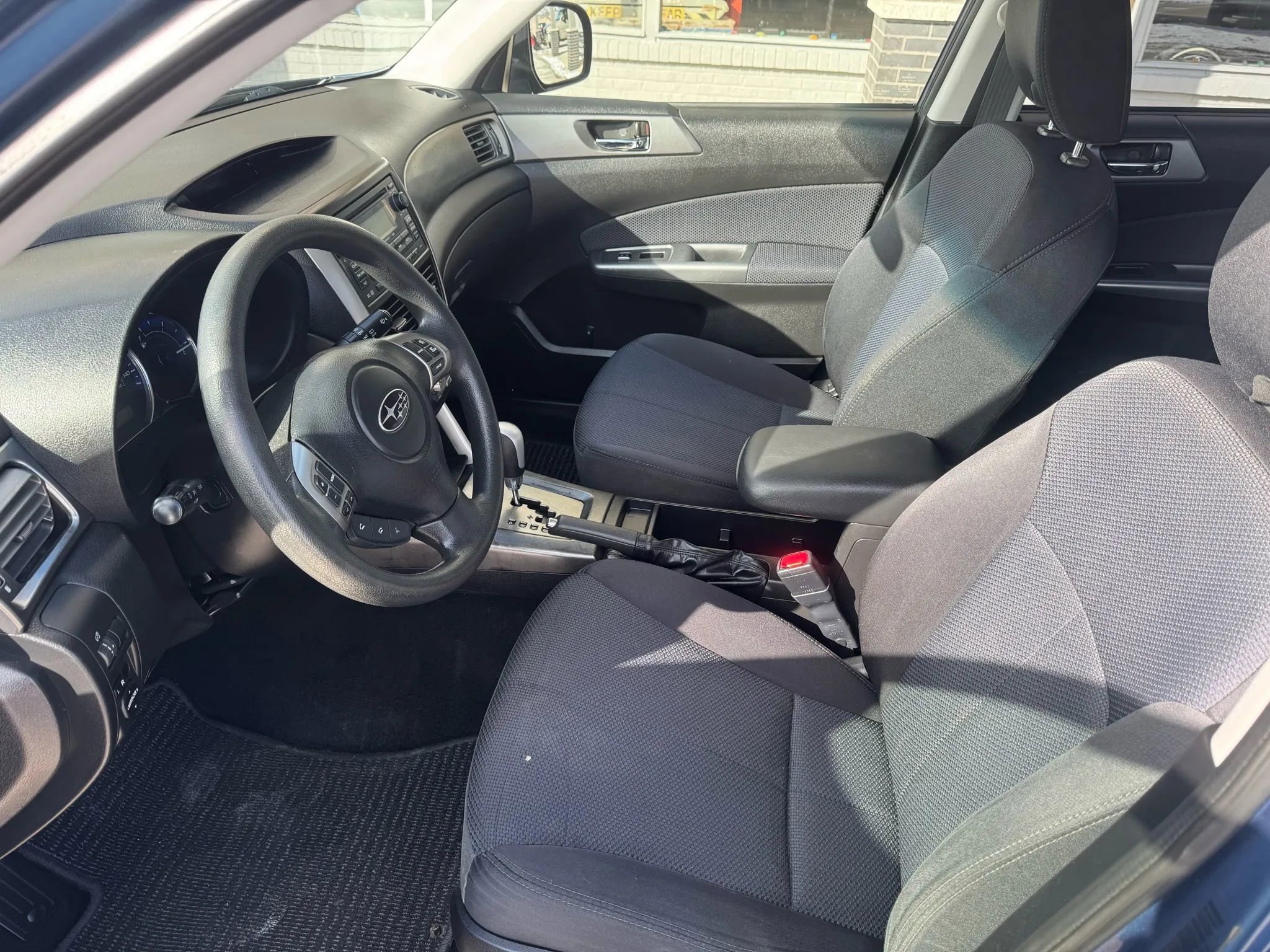 Used 2012 Subaru Forester 2.5X Premium w/ All-Weather Pkg image 10