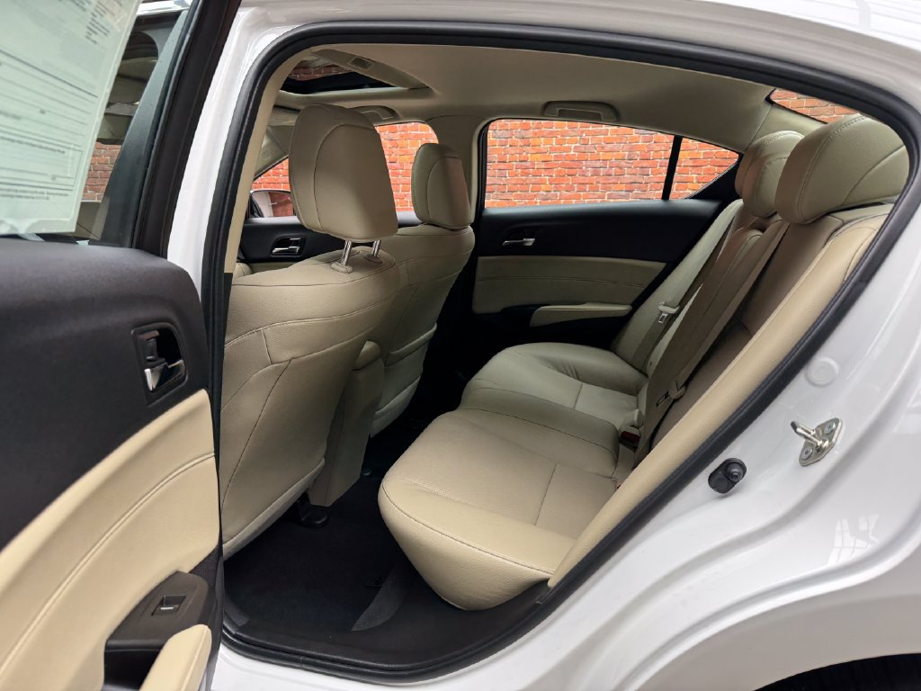 Used 2016 Acura ILX FWD image 26