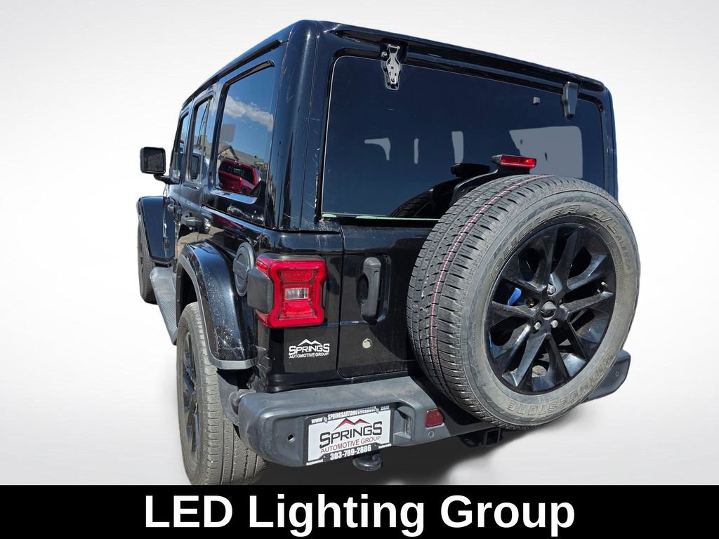 Used 2018 Jeep Wrangler Unlimited Sahara AWD/4WD image 6
