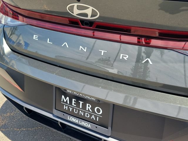 New 2026 Hyundai Elantra SEL Sport Premium FWD image 28