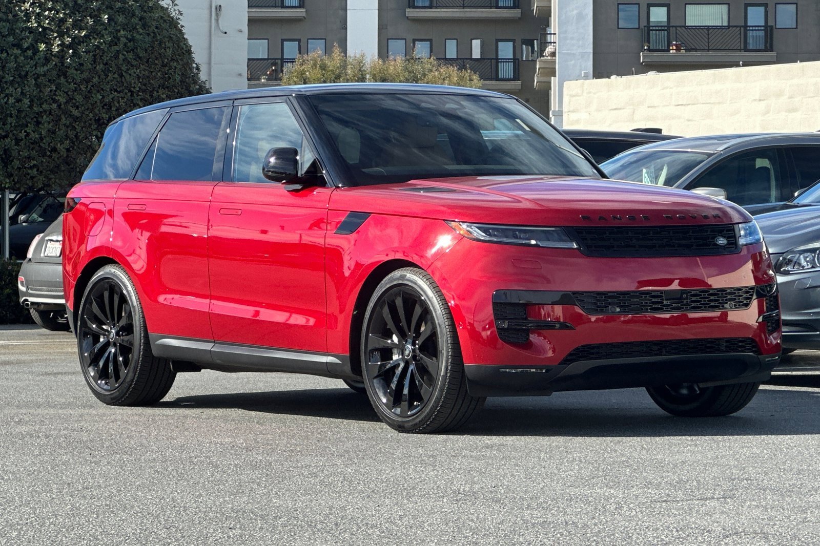 New 2025 Land Rover Range Rover Sport SE image 7