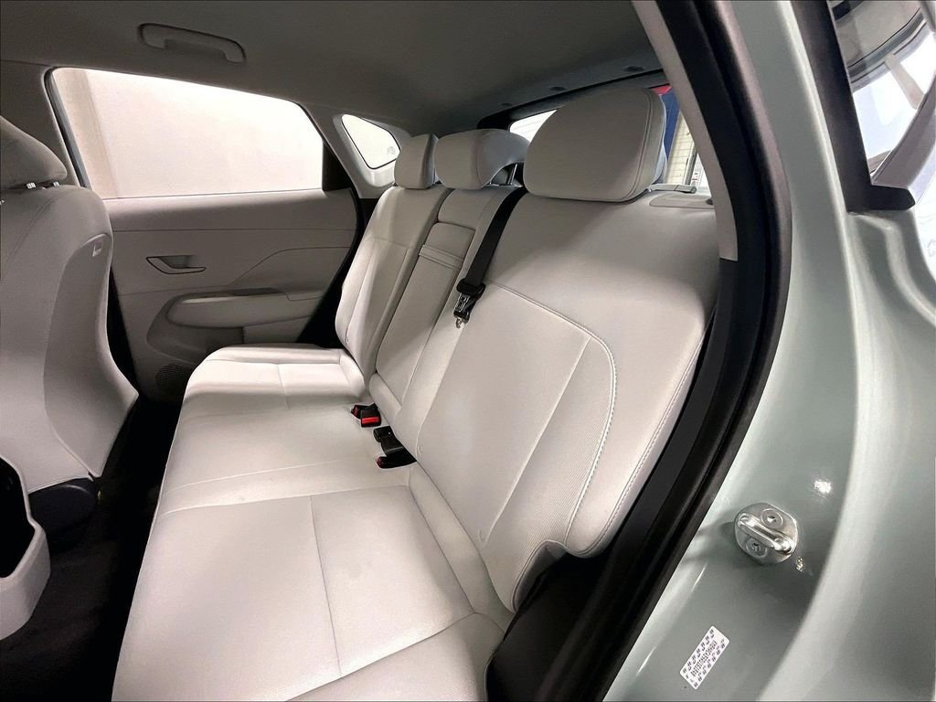 Certified 2024 Hyundai Kona SE AWD/4WD image 15