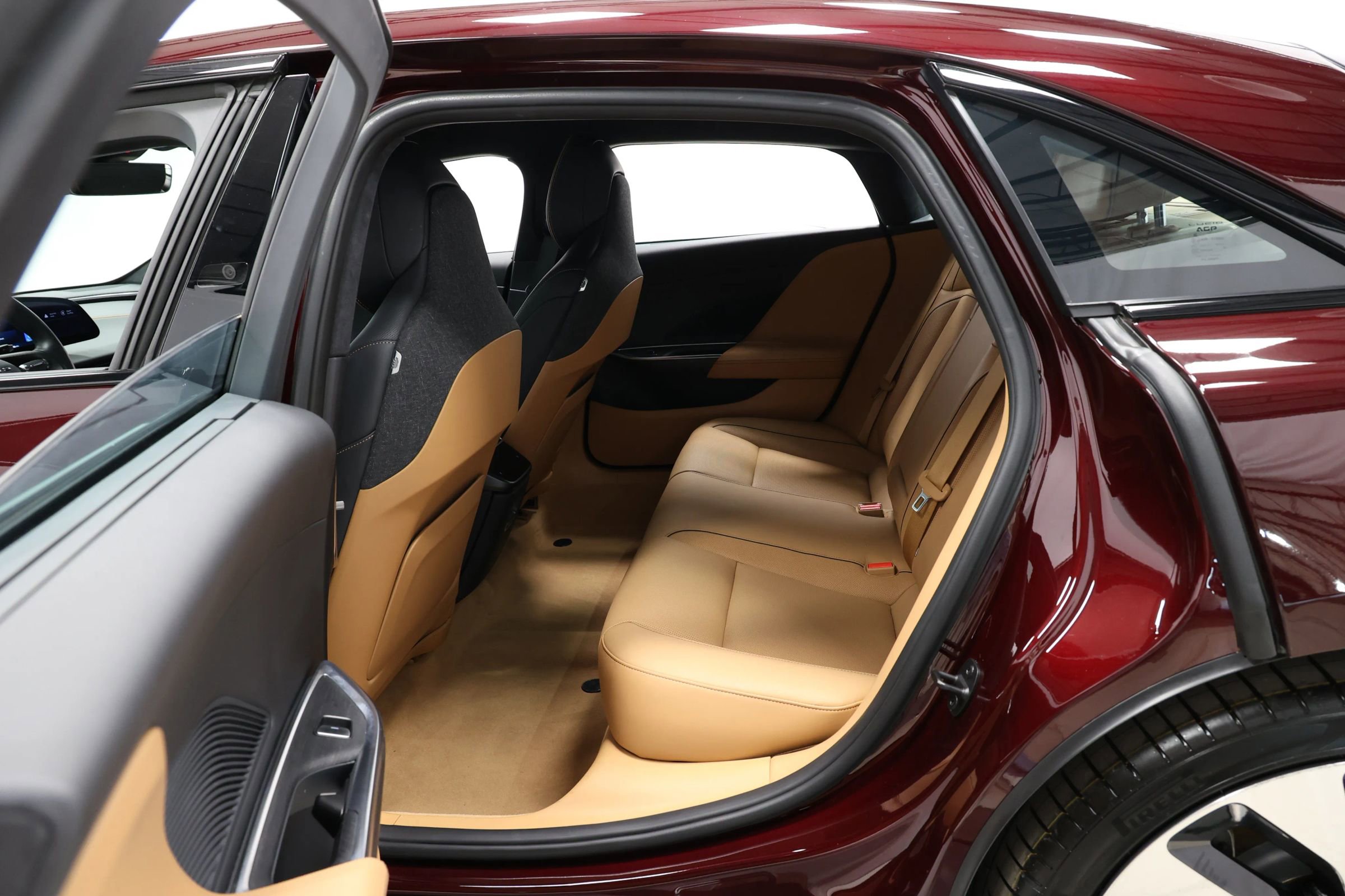 Used 2023 Lucid Air Touring image 52