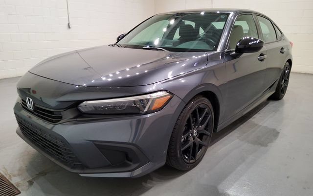 Used 2024 Honda Civic Sport image 3