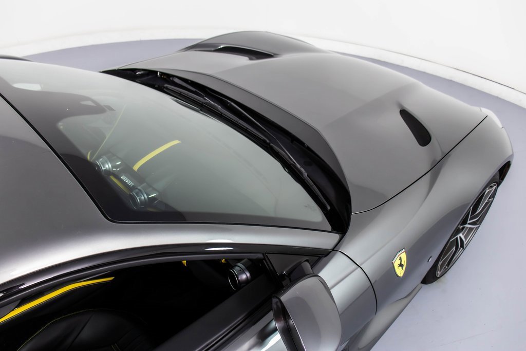 Certified 2020 Ferrari 812 Superfast image 18
