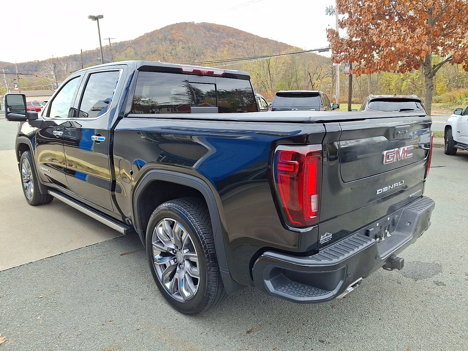 Used 2024 GMC Sierra 1500 Denali w/ Denali Reserve Package image 4