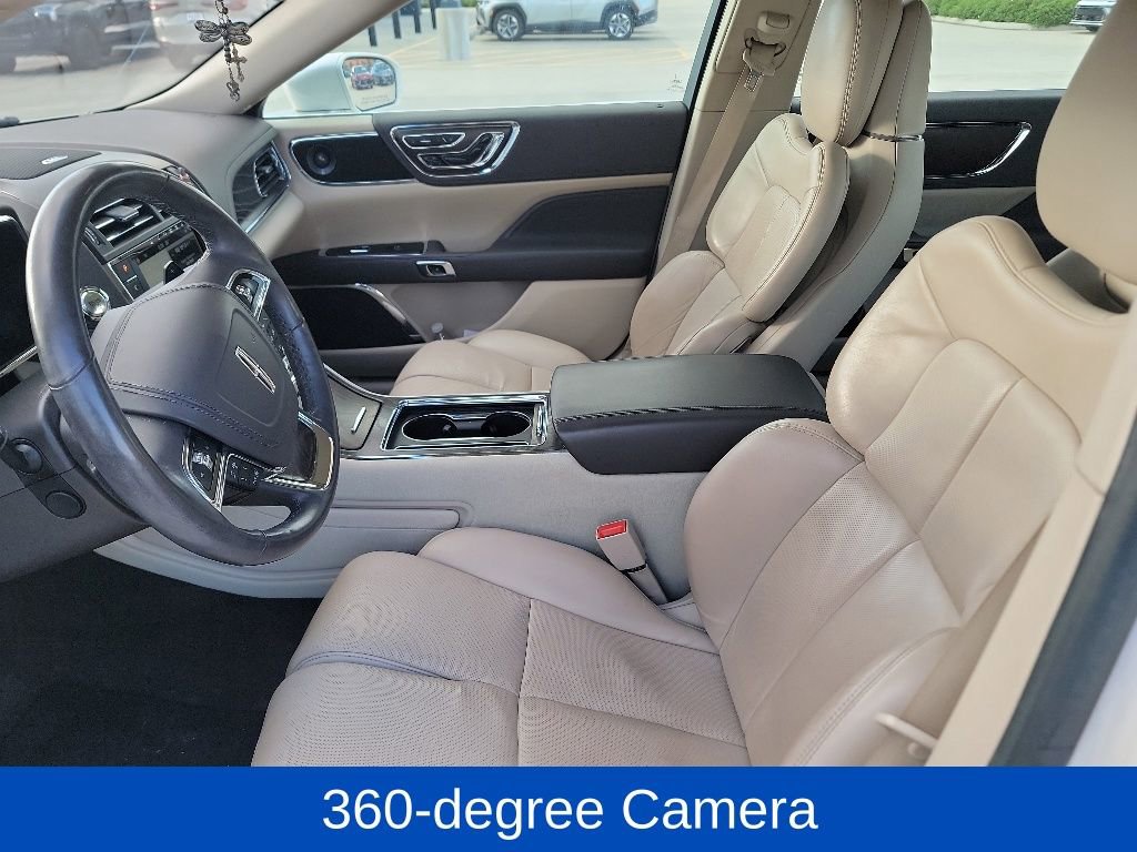 Used 2017 Lincoln Continental Reserve w/ Technology Package FWD image 11