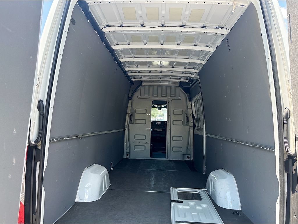 Used 2023 Mercedes-Benz Sprinter 2500 image 25