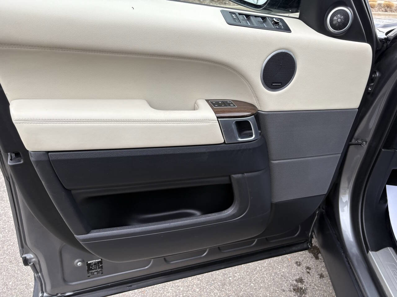 Used 2014 Land Rover Range Rover Sport HSE image 33
