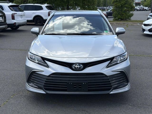 Used 2022 Toyota Camry LE FWD image 6