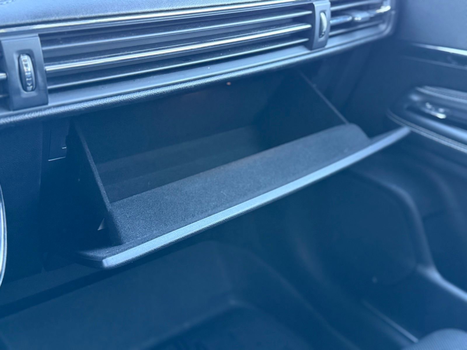 Used 2023 Lincoln Corsair Reserve w/ Equipment Group 202A image 33