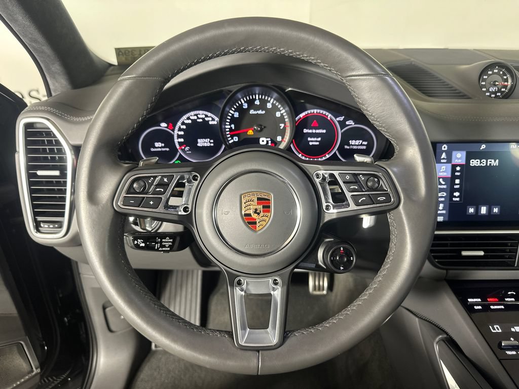 Used 2020 Porsche Cayenne Turbo AWD/4WD image 24