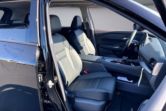New 2026 Nissan Rogue Dark Armor image 11