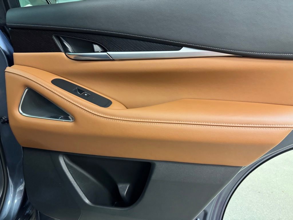 Used 2025 INFINITI QX60 Autograph w/ Cargo Package image 28