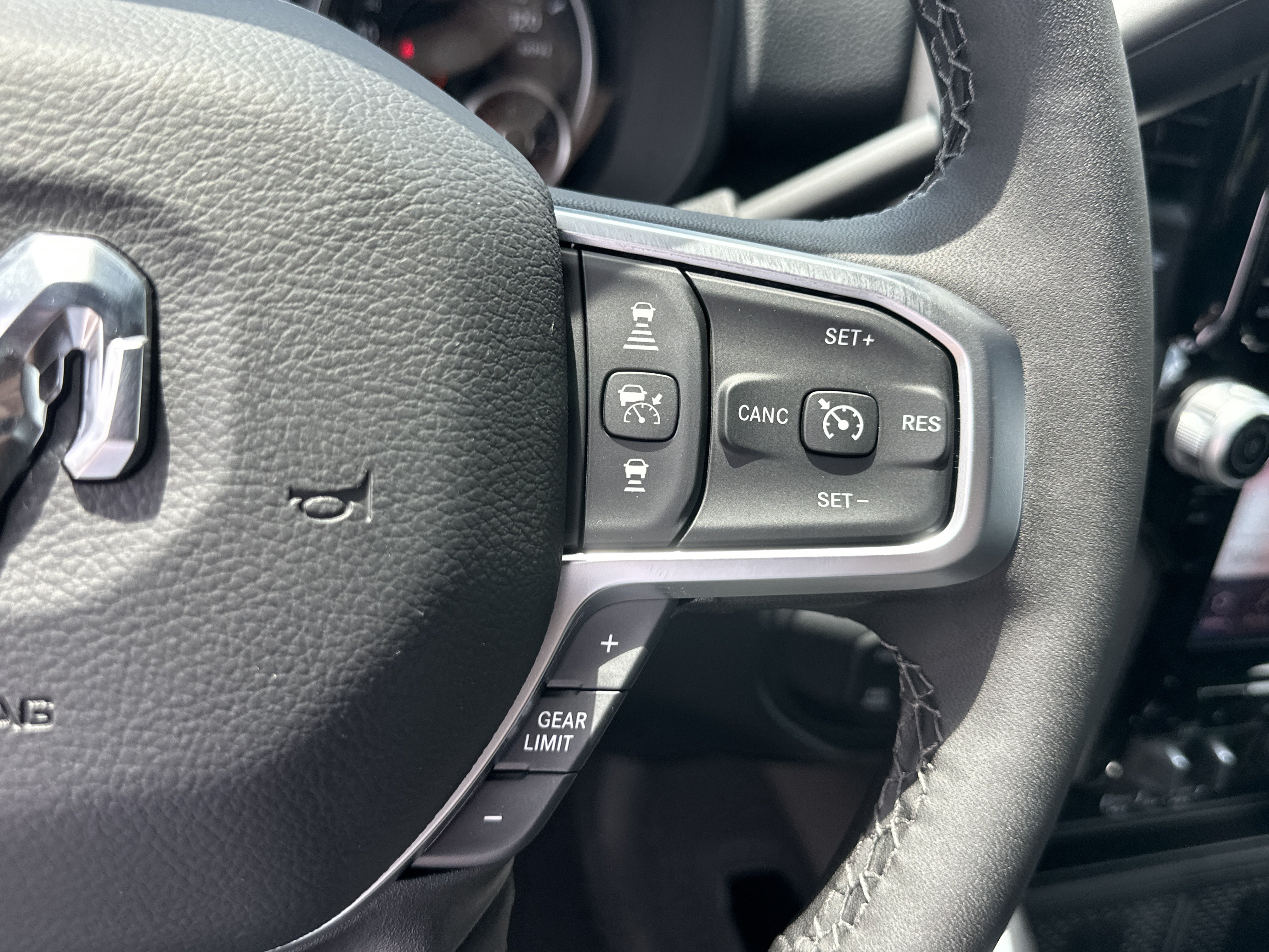 New 2026 RAM 3500 Big Horn AWD/4WD image 10